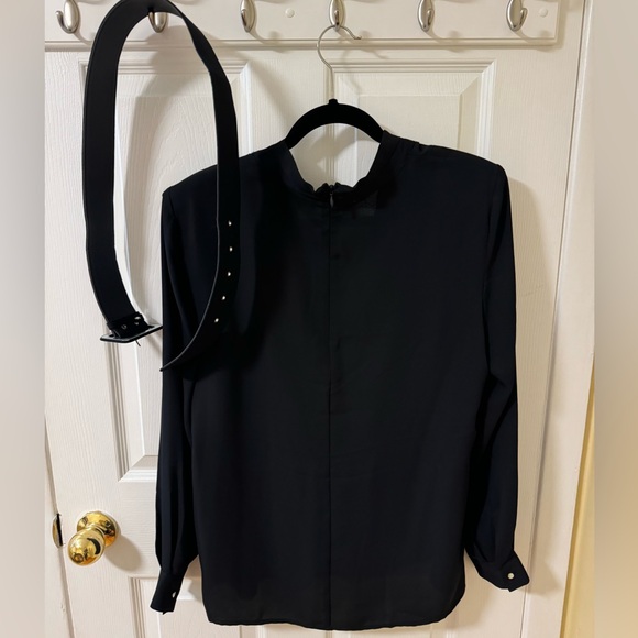 Black blouses / chemisier classe avec ceinture à la taille - Picture 4 of 4